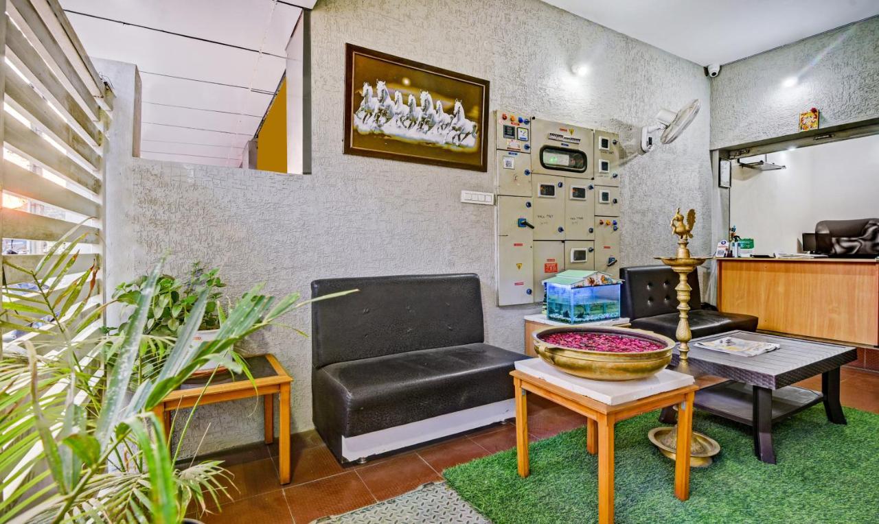 Treebo Trend Karan Residency Ξενοδοχείο Mysore Εξωτερικό φωτογραφία