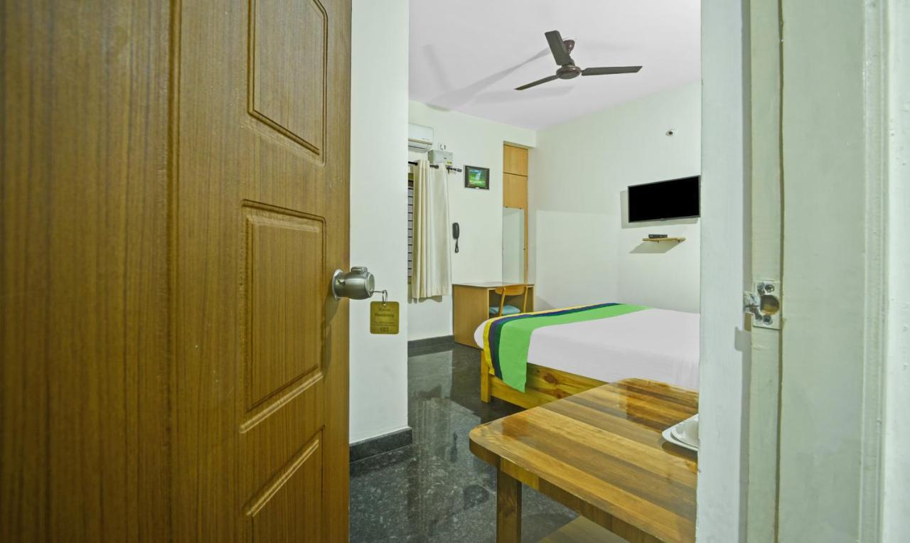 Treebo Trend Karan Residency Ξενοδοχείο Mysore Εξωτερικό φωτογραφία