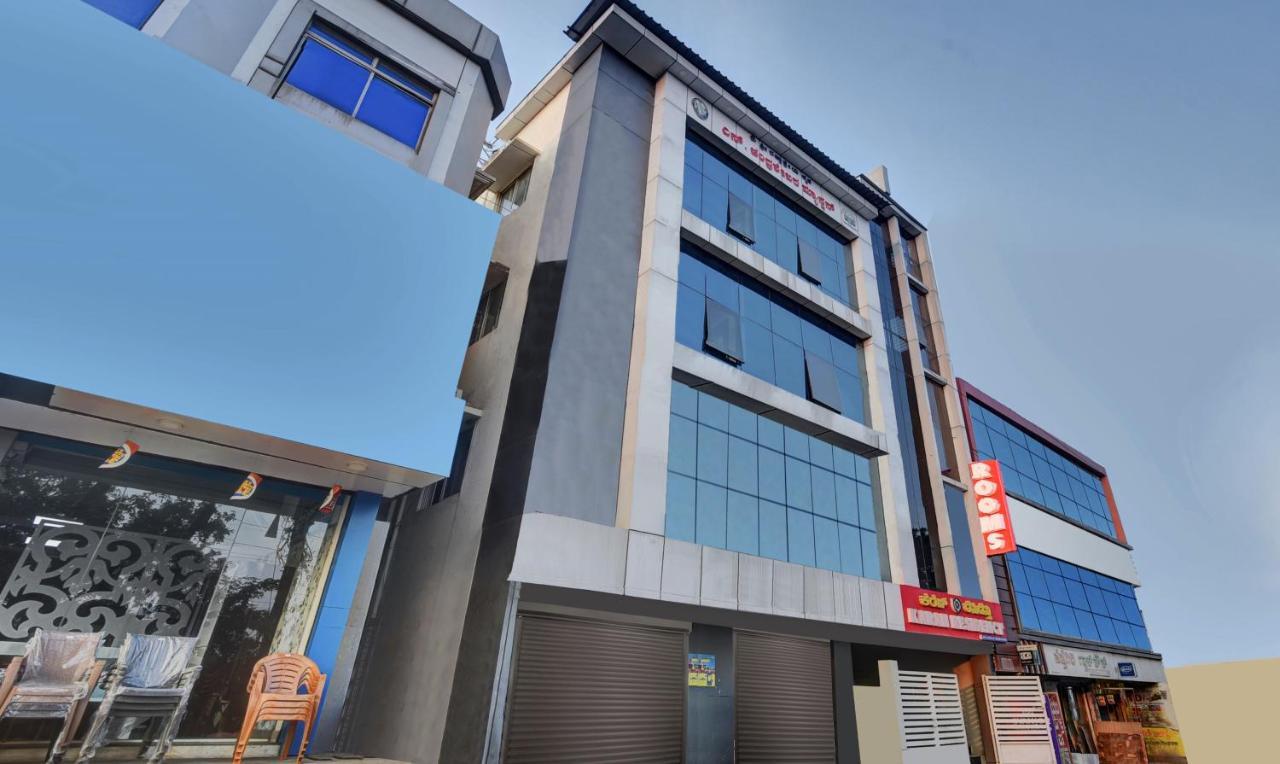Treebo Trend Karan Residency Ξενοδοχείο Mysore Εξωτερικό φωτογραφία